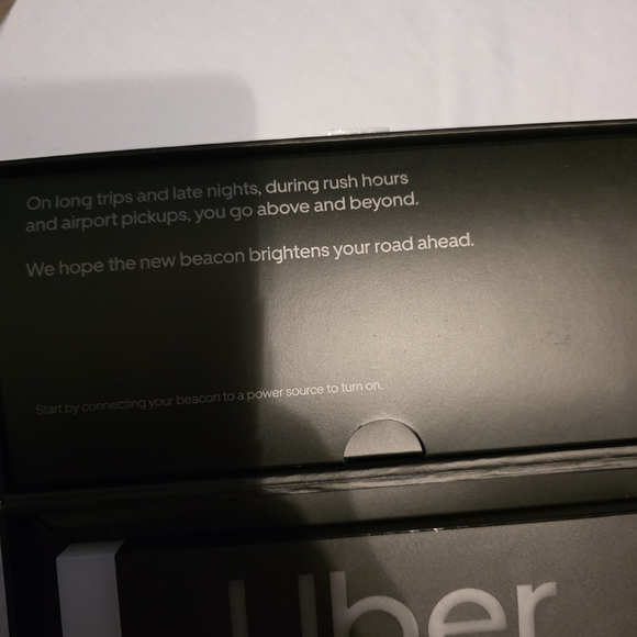 Uber Black and White Tech Kit Beacon 2.0 Never Used - Picture 6 of 7